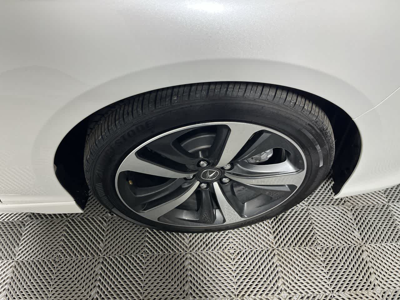 2025 Acura TLX w/Technology Package