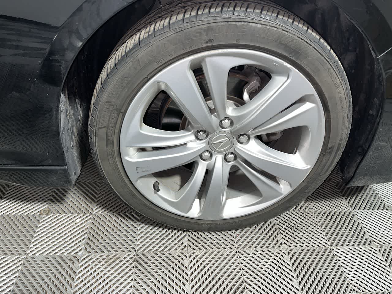 2023 Acura TLX w/Technology Package