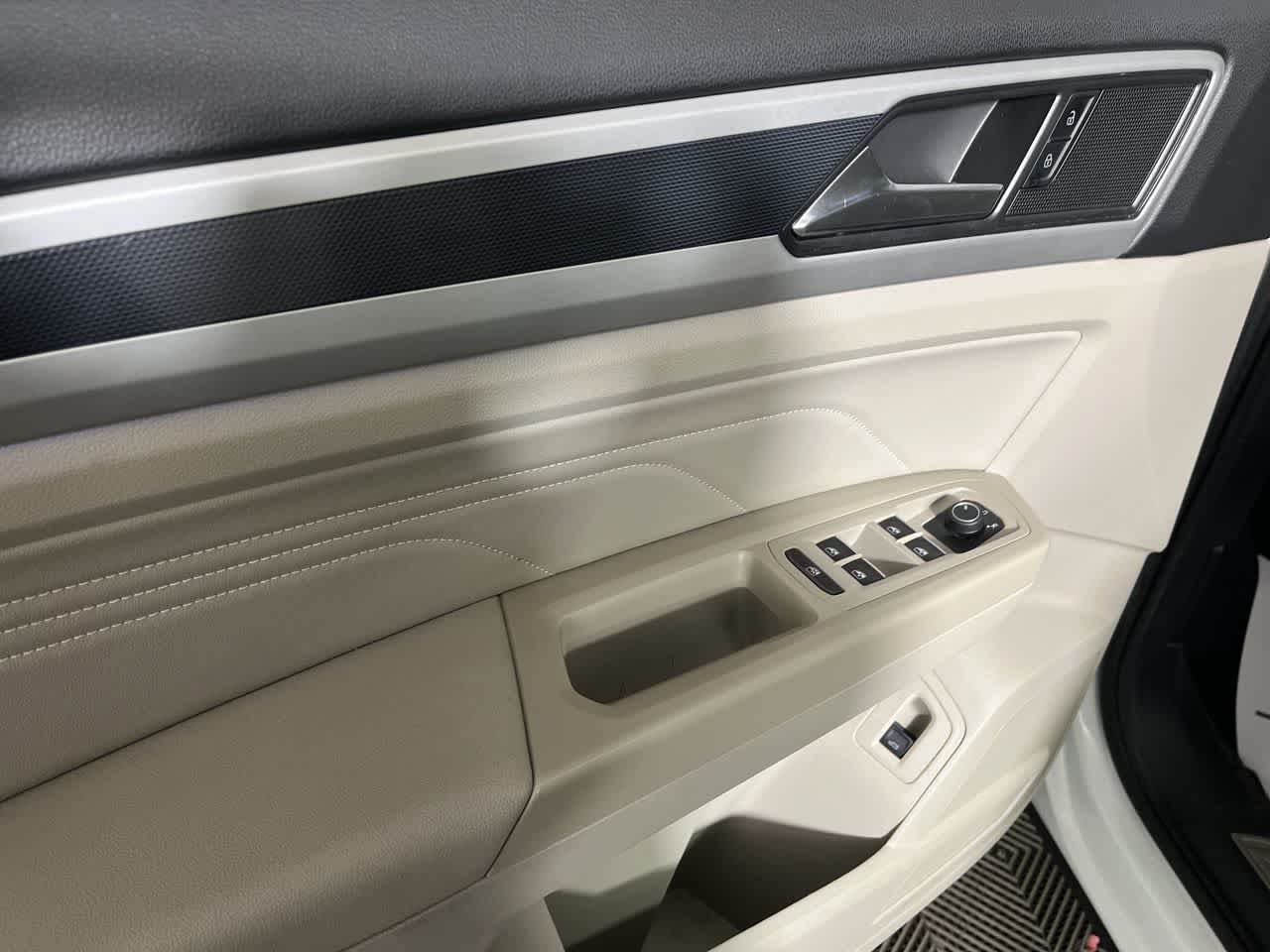 2021 Volkswagen Atlas 3.6L V6 SEL R-Line