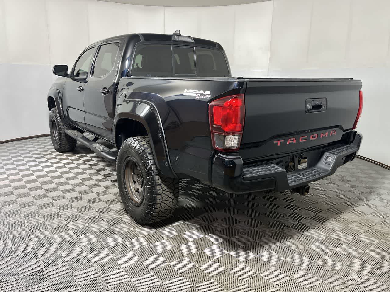 2018 Toyota Tacoma SR