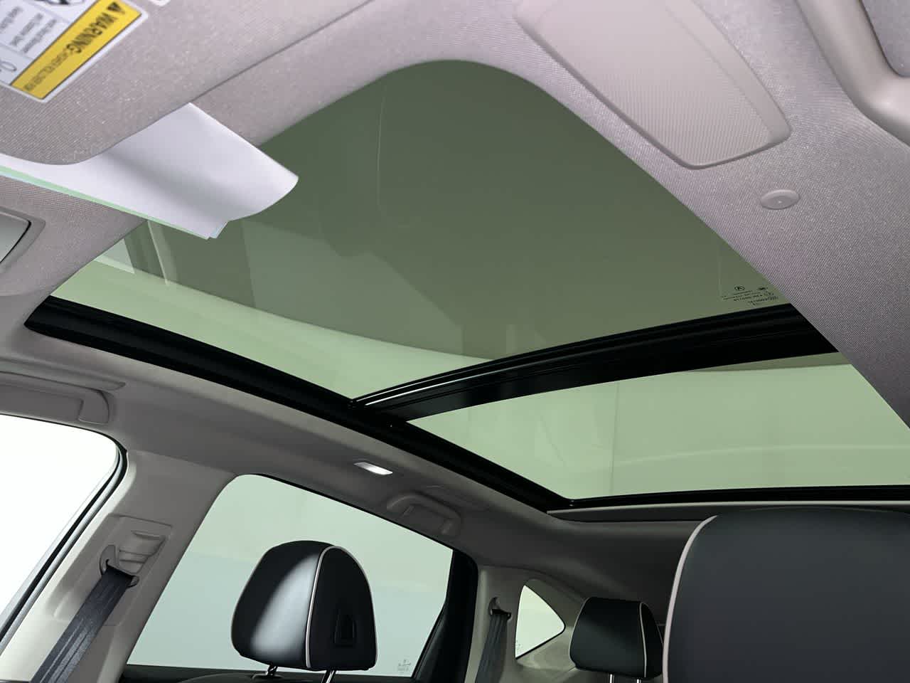 2025 Acura RDX w/Advance Package