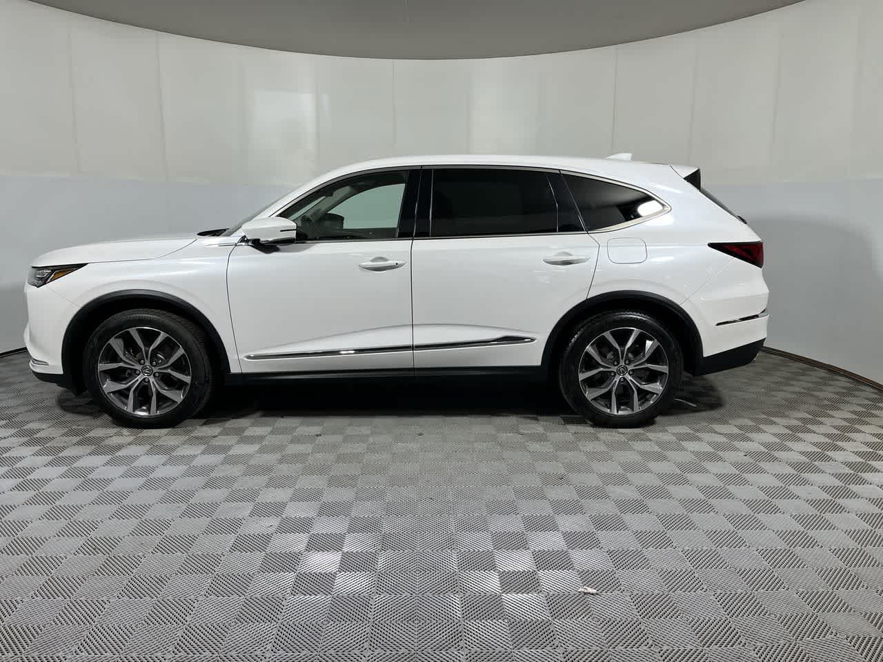 2024 Acura MDX w/Technology Package