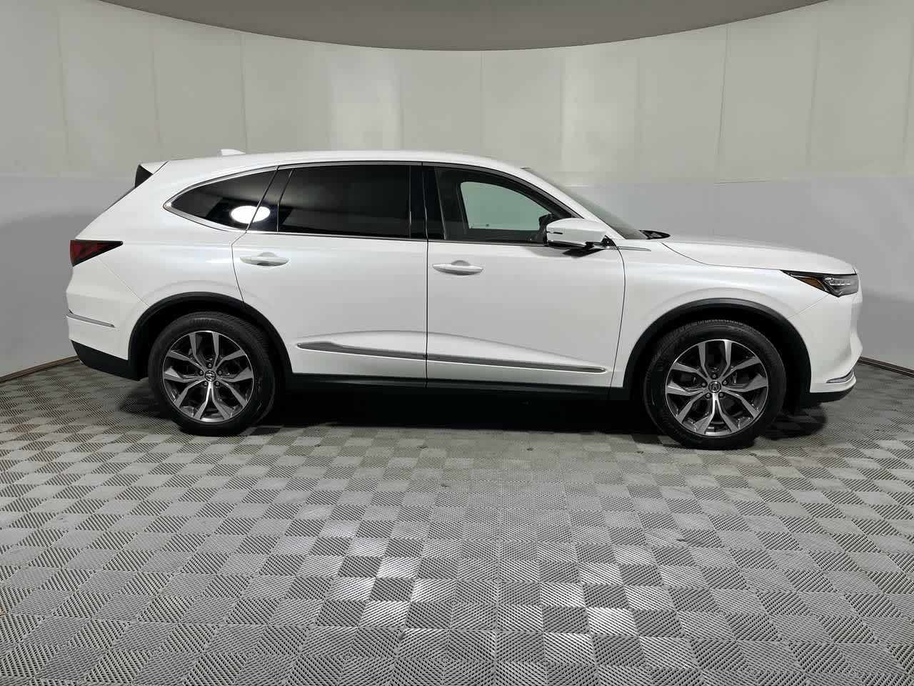 2024 Acura MDX w/Technology Package