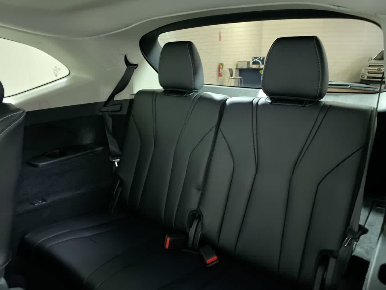 2023 Acura MDX w/Technology Package