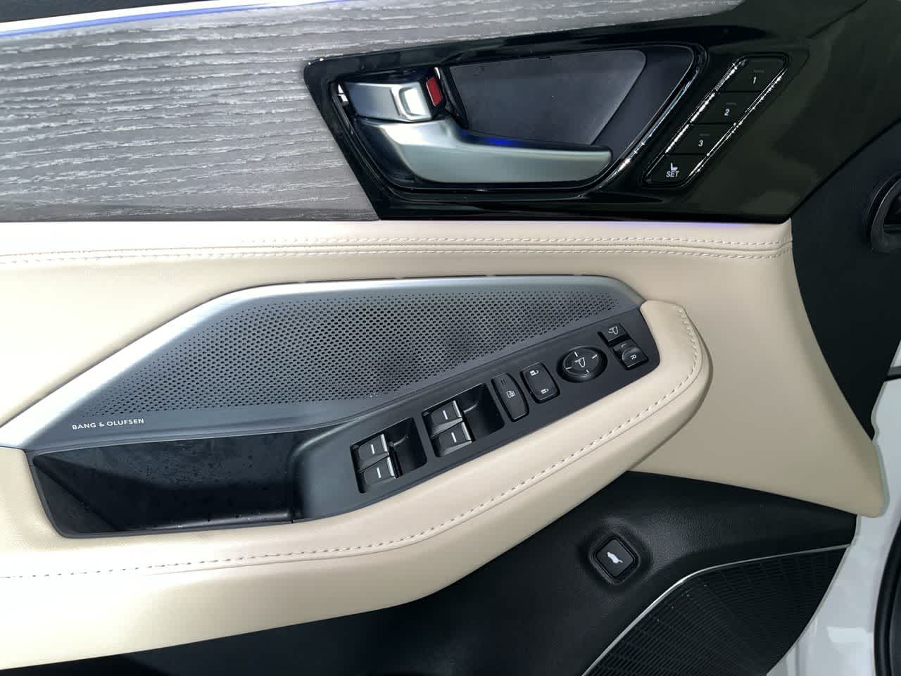 2026 Acura MDX w/Advance Package