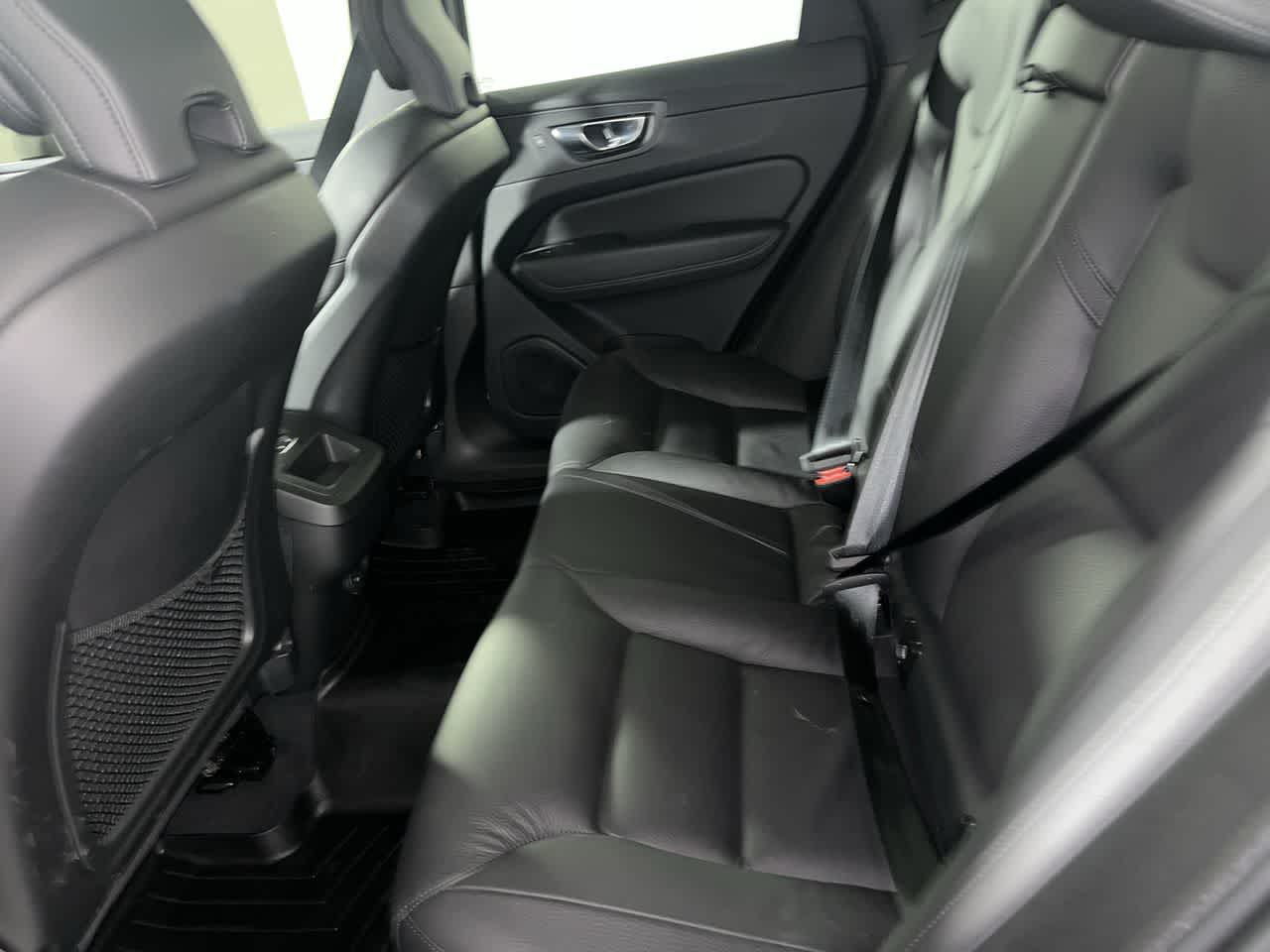 2022 Volvo XC60 Momentum