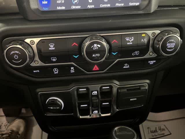 2023 Jeep Gladiator Overland