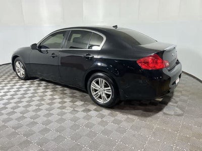 2015 INFINITI Q40 4dr Sdn AWD