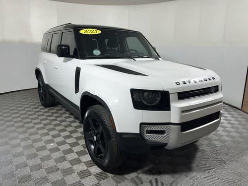2023 Land Rover Defender SE