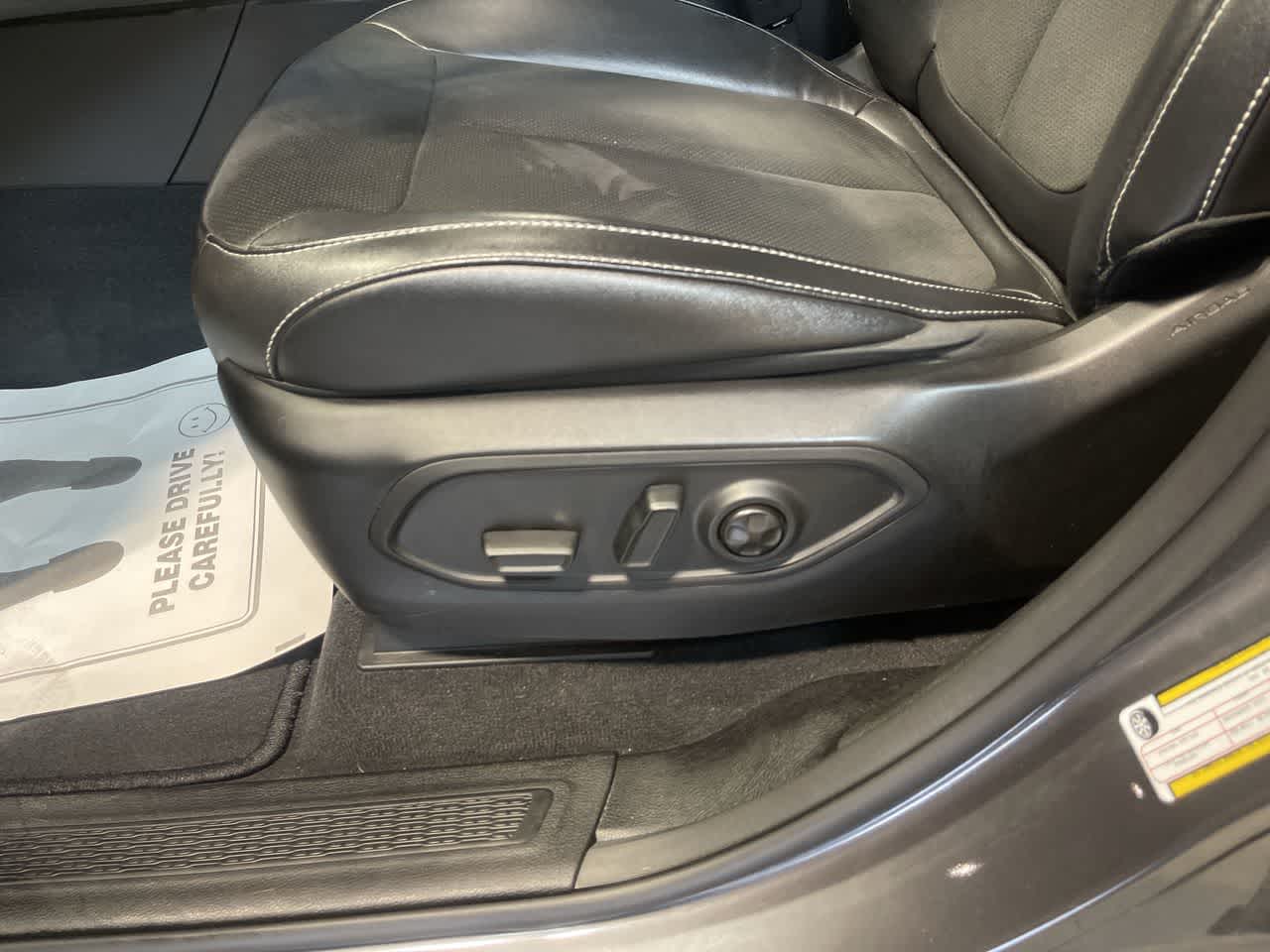 2022 Jeep Grand Cherokee L Altitude
