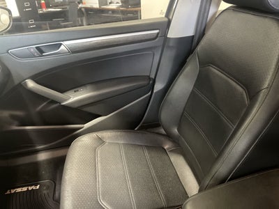 2016 Volkswagen Passat 1.8T SE