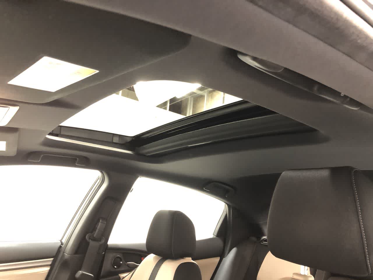 2019 Honda Civic Hatchback EX