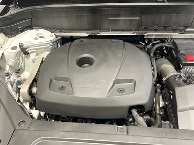 2022 Volvo XC90 Momentum