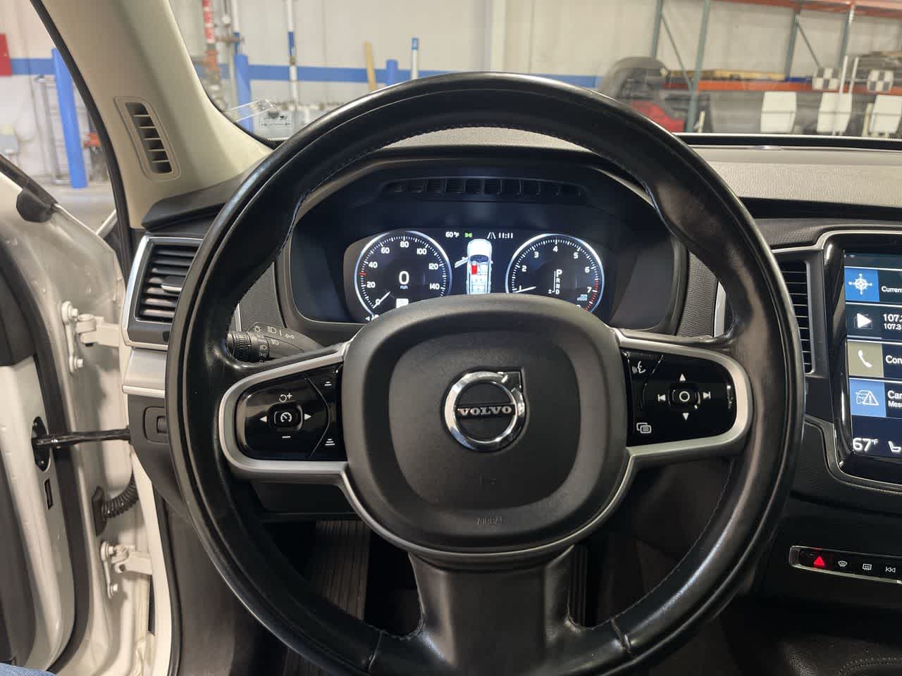 2022 Volvo XC90 Momentum