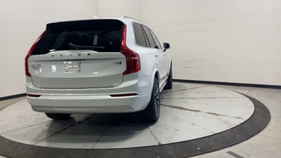 2022 Volvo XC90 Momentum