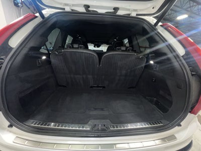 2016 Volvo XC90 T6 R-Design