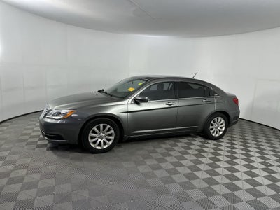 2013 Chrysler 200 Touring