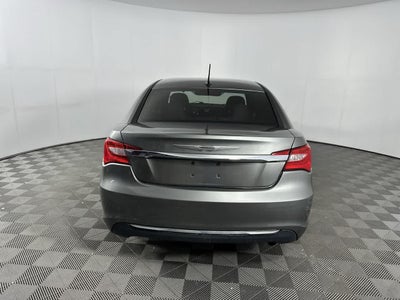 2013 Chrysler 200 Touring