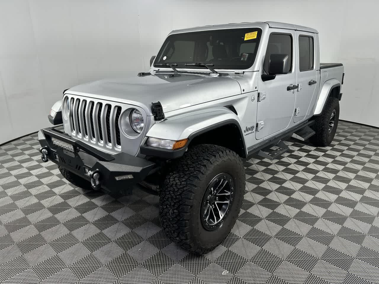 2023 Jeep Gladiator Overland