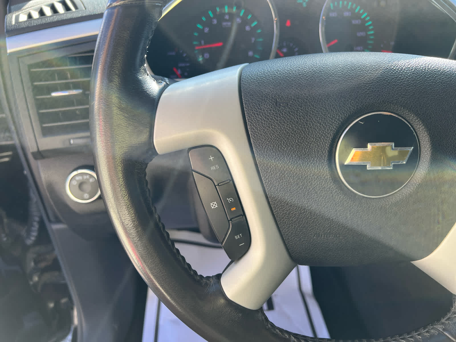 2011 Chevrolet Traverse LT w/1LT