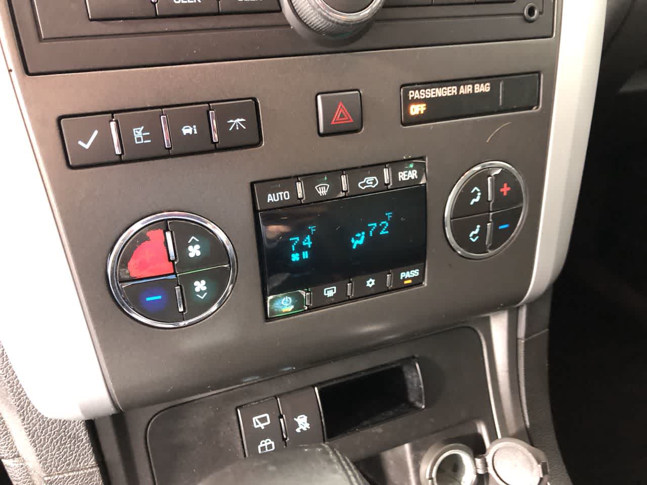 2011 Chevrolet Traverse LT w/1LT