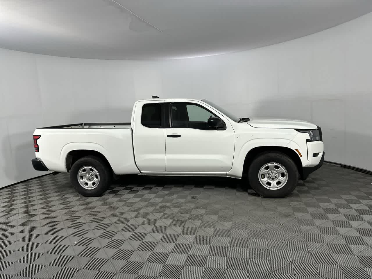 2023 Nissan Frontier S