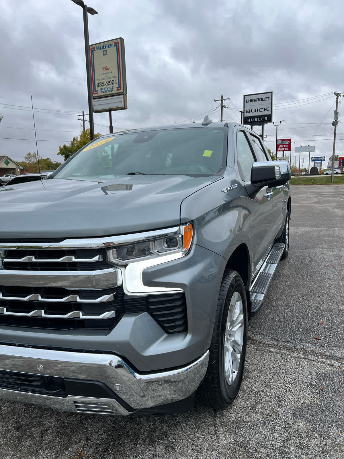 2024 Chevrolet Silverado 1500 LTZ