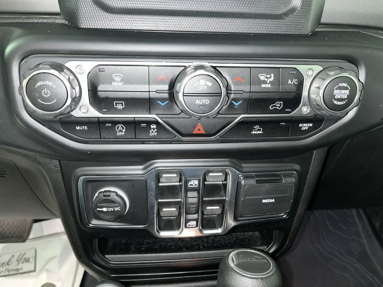 2022 Jeep Gladiator Willys