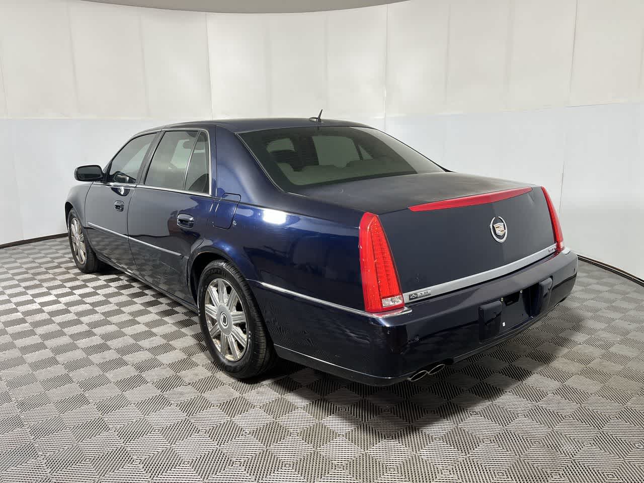 2007 Cadillac DTS Luxury II