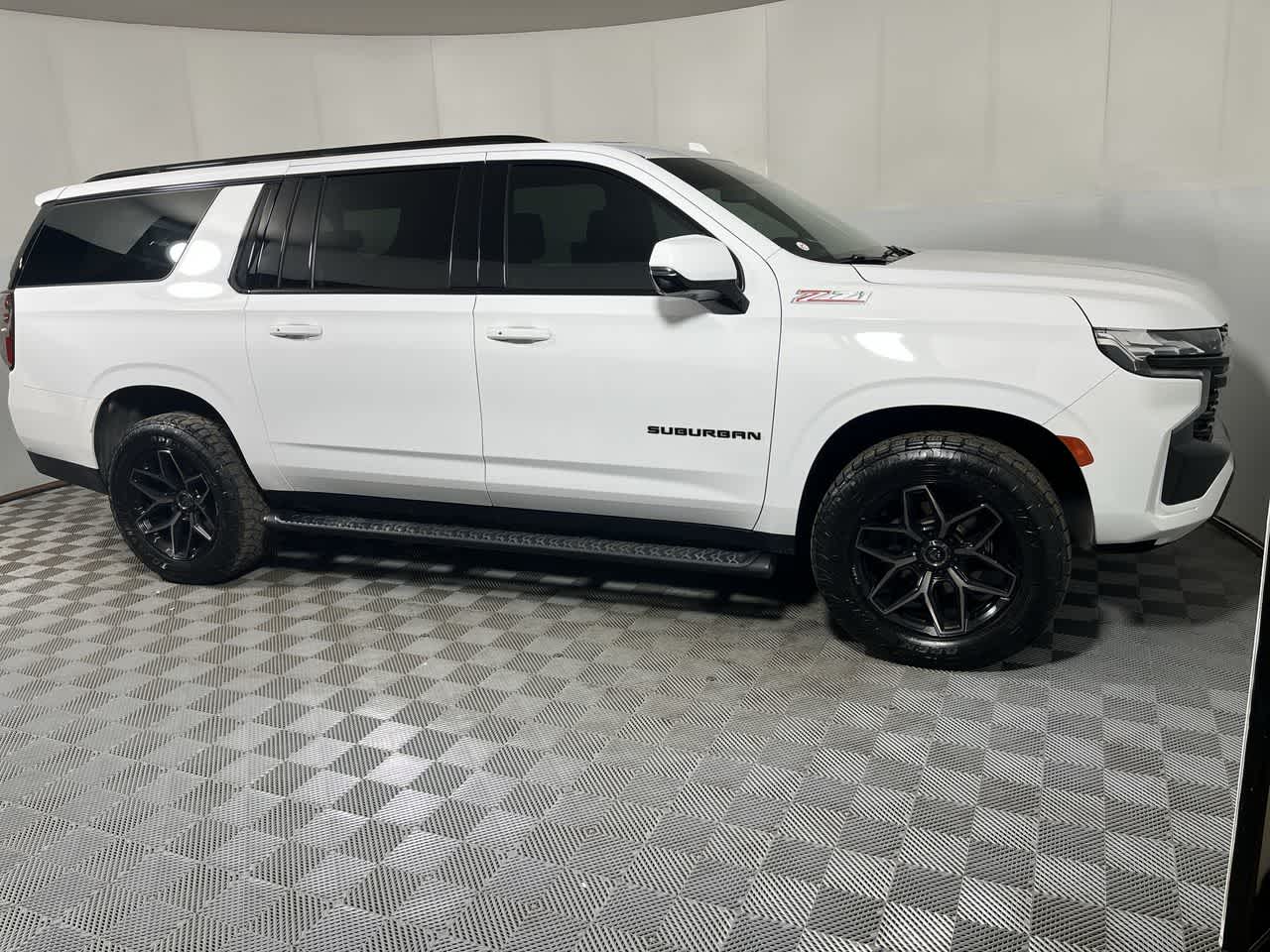 2023 Chevrolet Suburban Z71