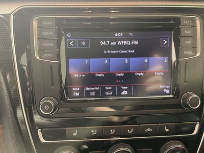 2019 Volkswagen Passat 2.0T SE R-Line