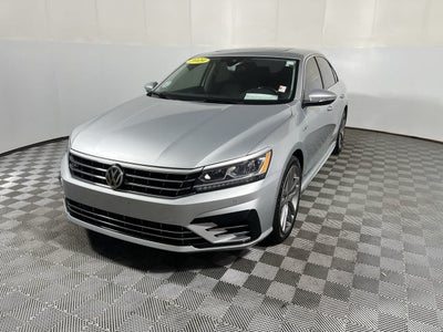 2019 Volkswagen Passat 2.0T SE R-Line