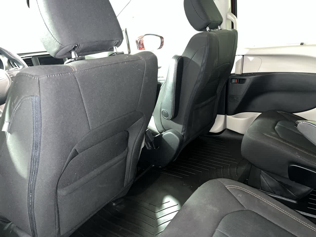 2020 Chrysler Pacifica Touring