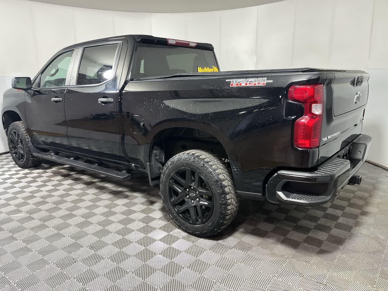 2022 Chevrolet Silverado 1500 Custom Trail Boss