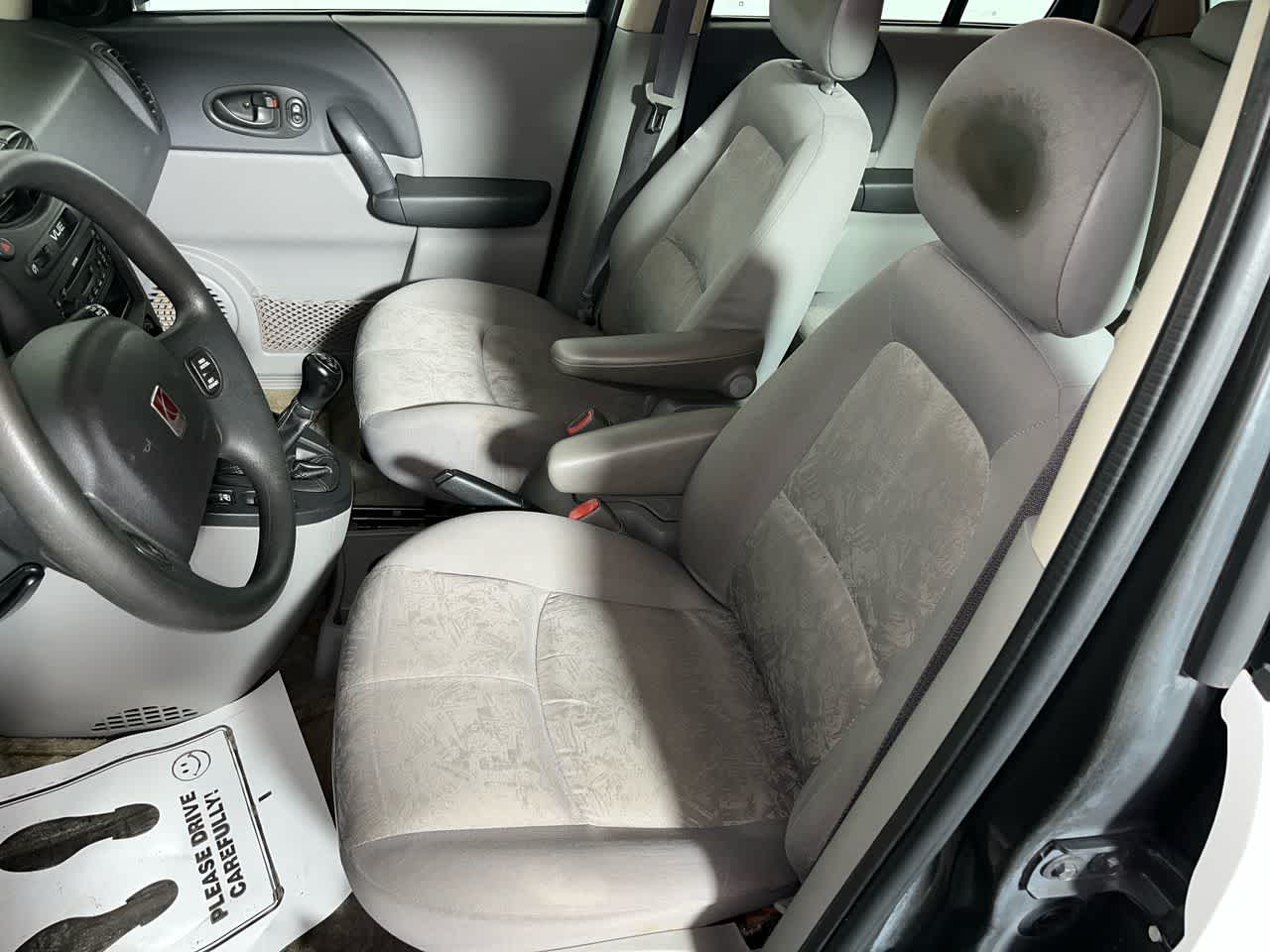 2003 Saturn Vue Base