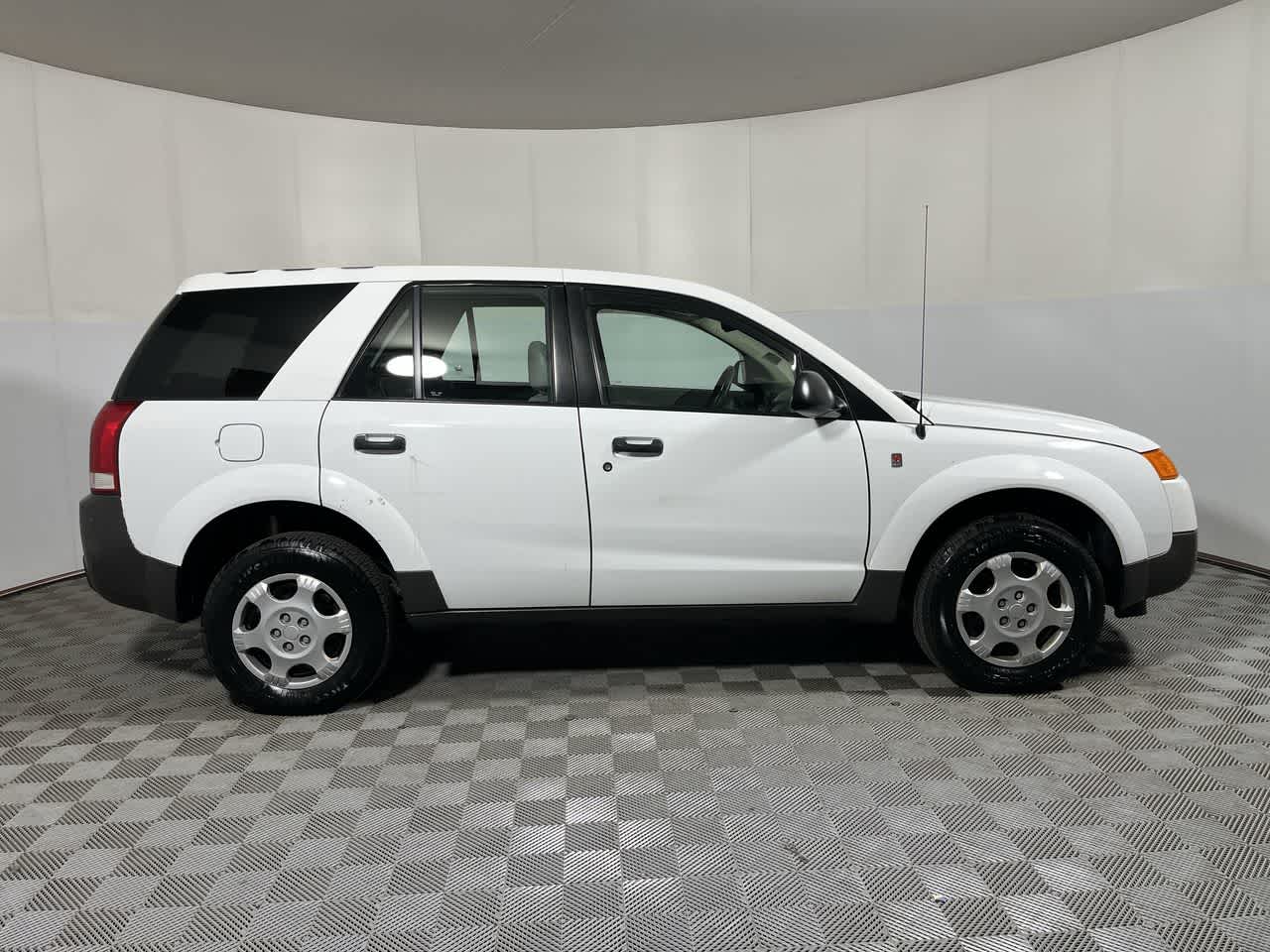 2003 Saturn Vue Base