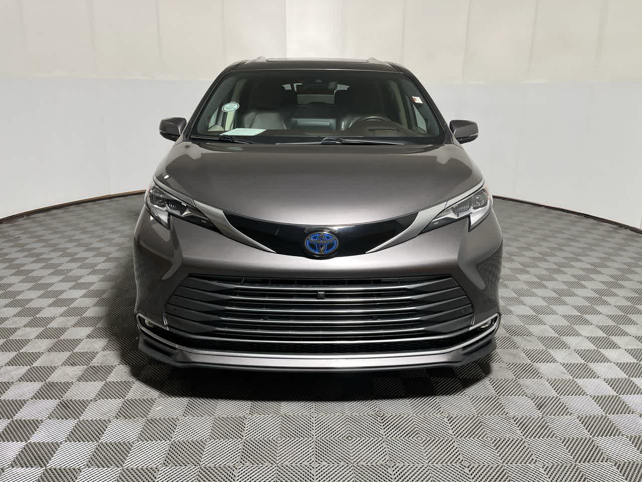 2021 Toyota Sienna Limited