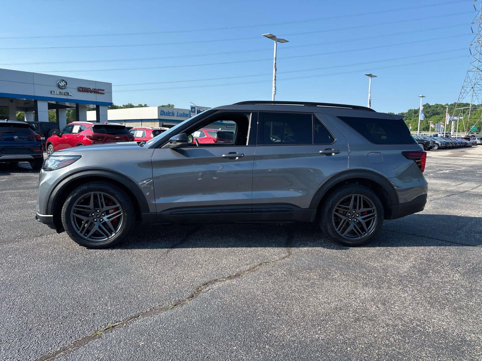 2025 Ford Explorer ST