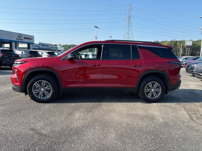 2025 Chevrolet Traverse LT