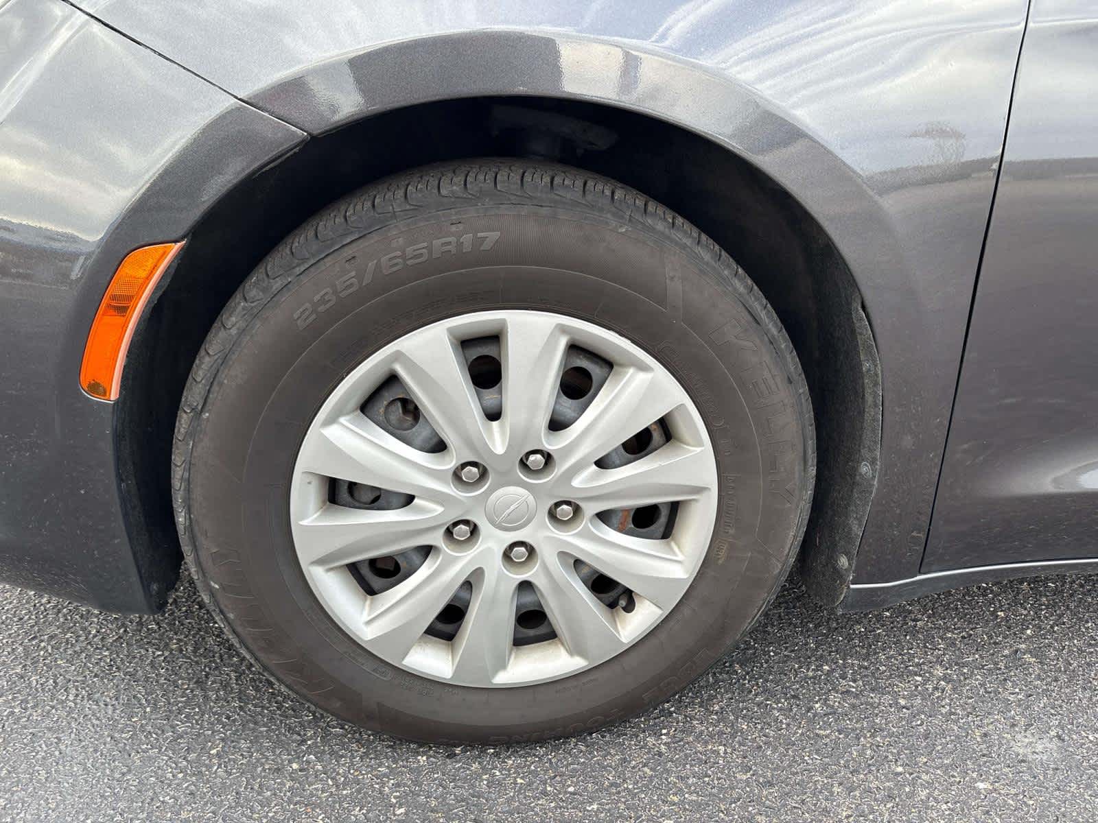 2020 Chrysler Voyager L