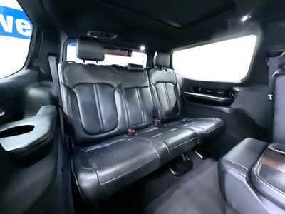 2023 Jeep Grand Wagoneer Base