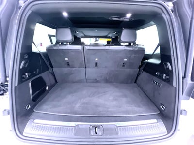 2023 Jeep Grand Wagoneer Base
