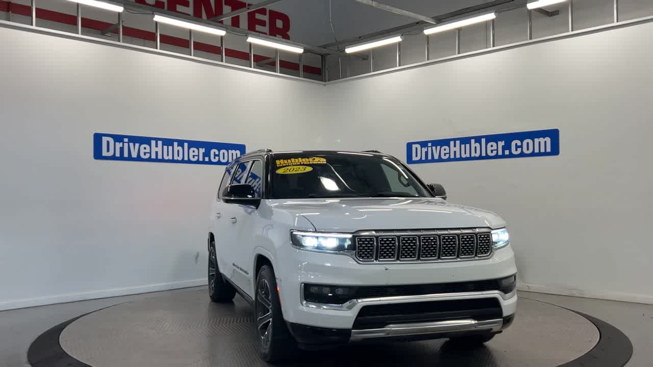 2023 Jeep Grand Wagoneer Base