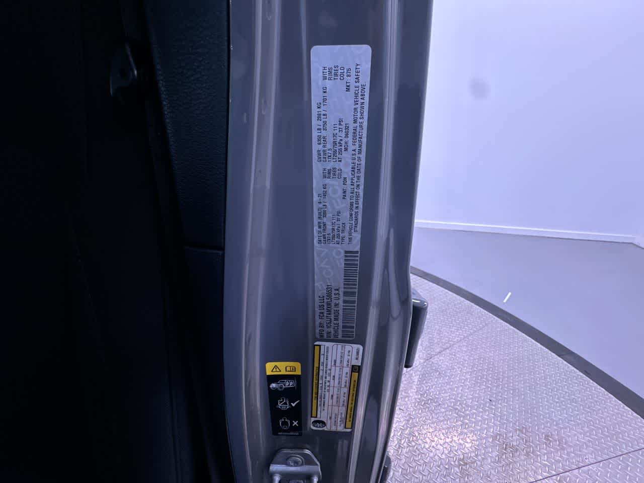 2021 Jeep Gladiator Willys Sport