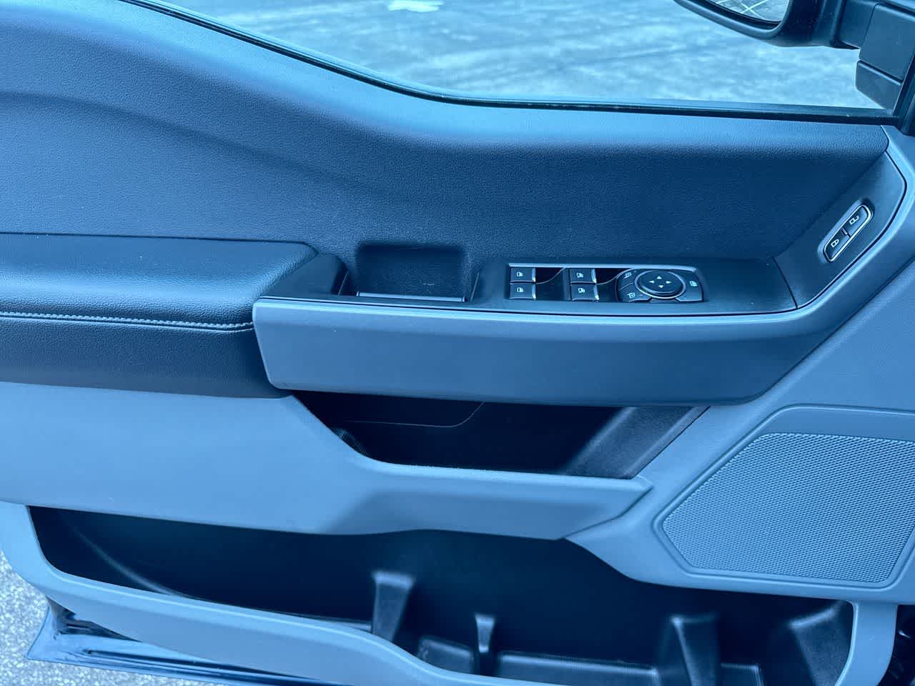 2024 Ford Super Duty F-350 DRW XL