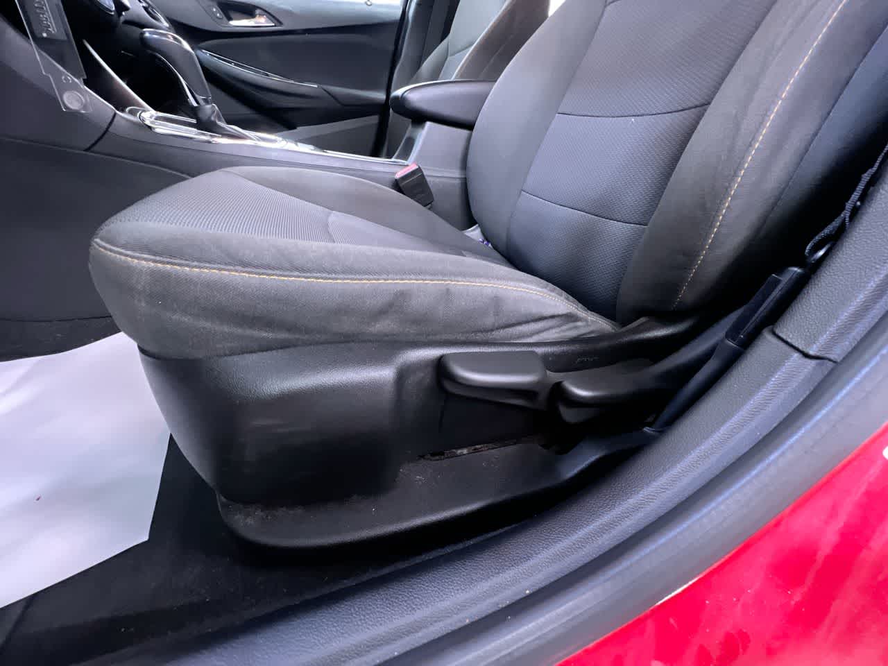 2019 Chevrolet Cruze LS