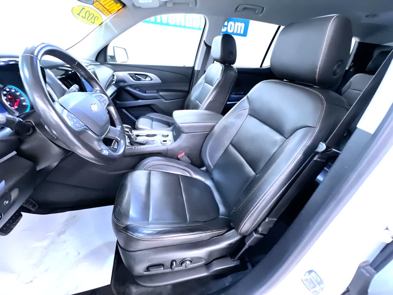 2021 Chevrolet Traverse LT Leather