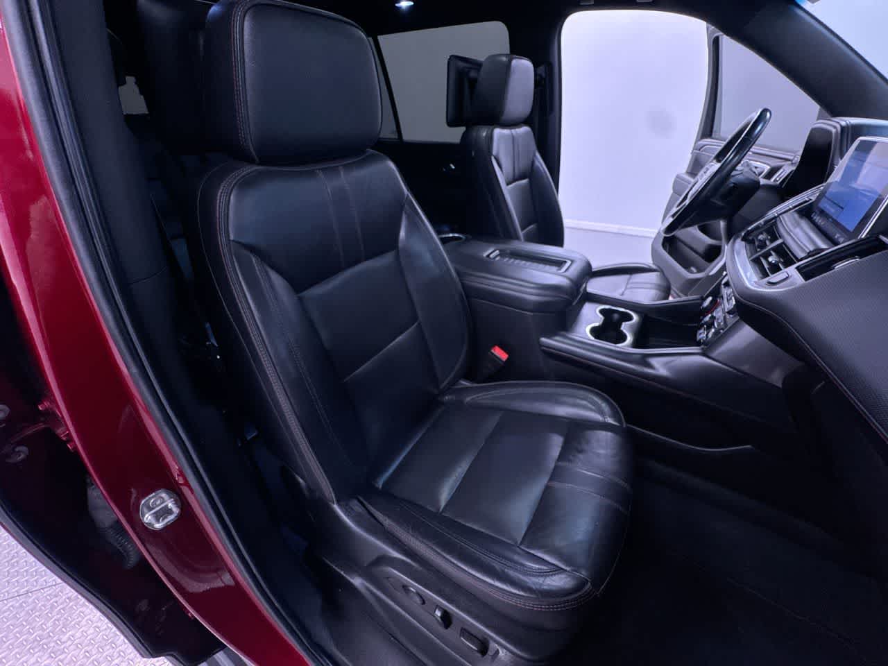 2021 Chevrolet Suburban RST