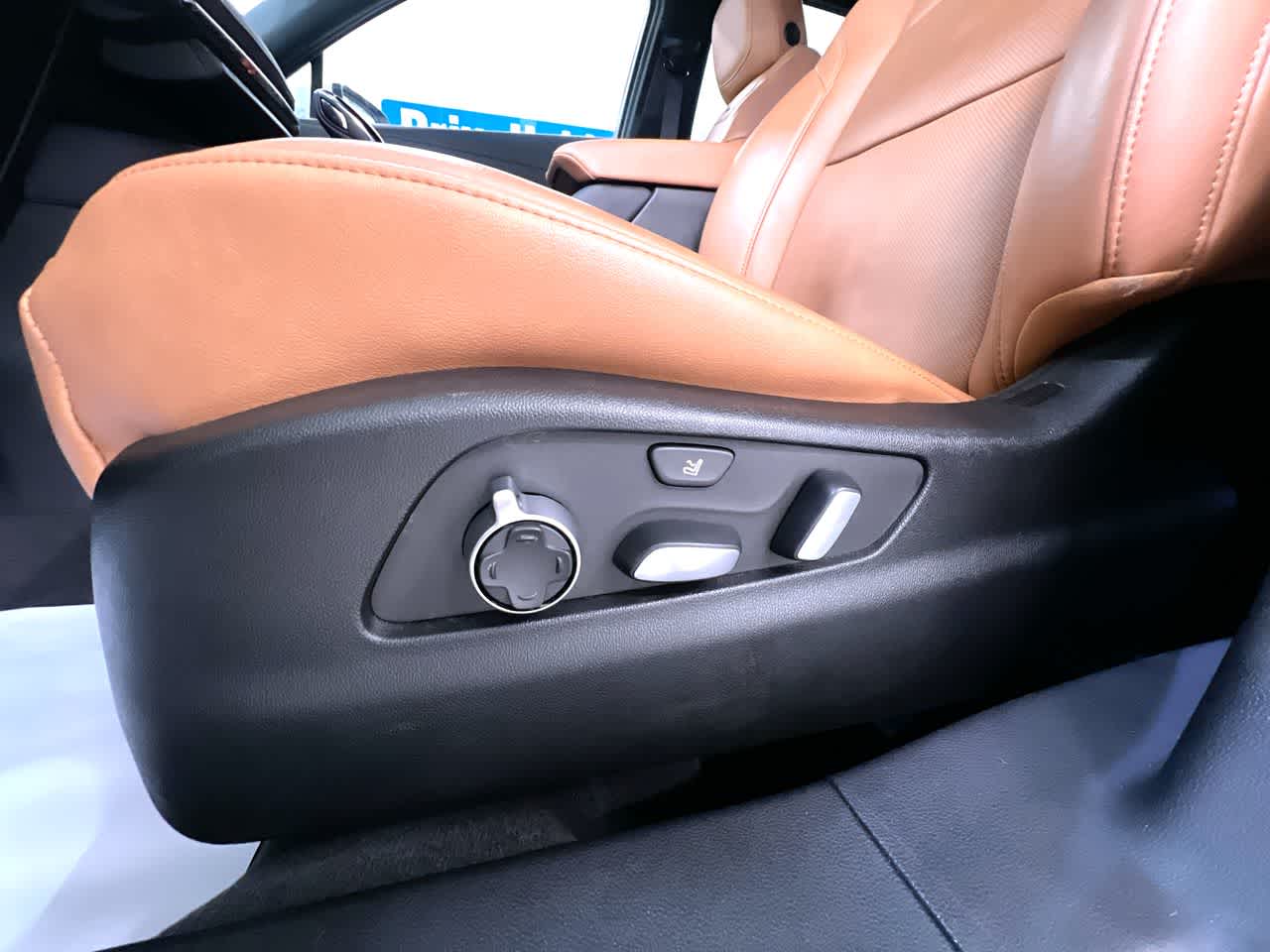 2023 Cadillac XT4 FWD Sport