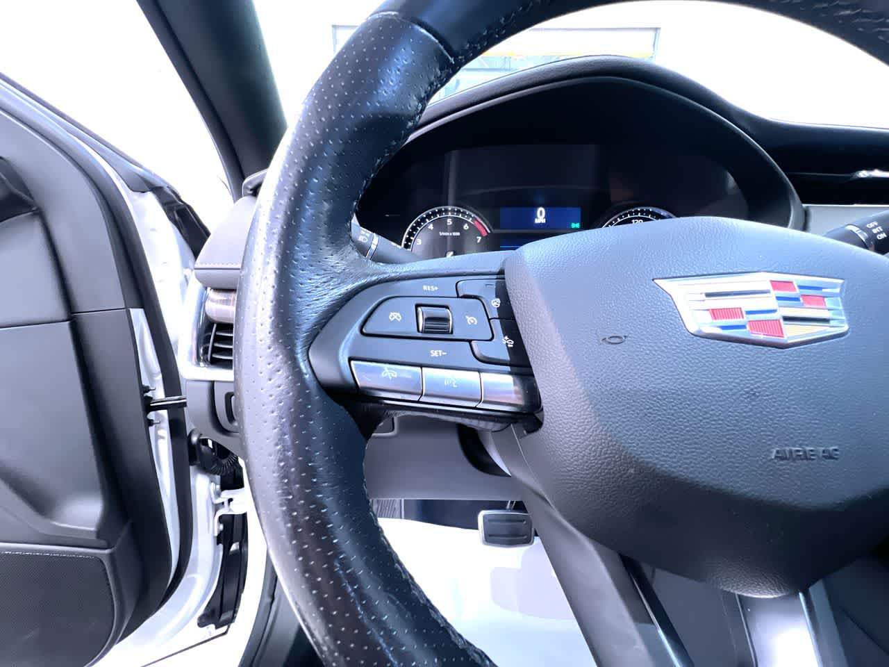2023 Cadillac XT4 FWD Sport
